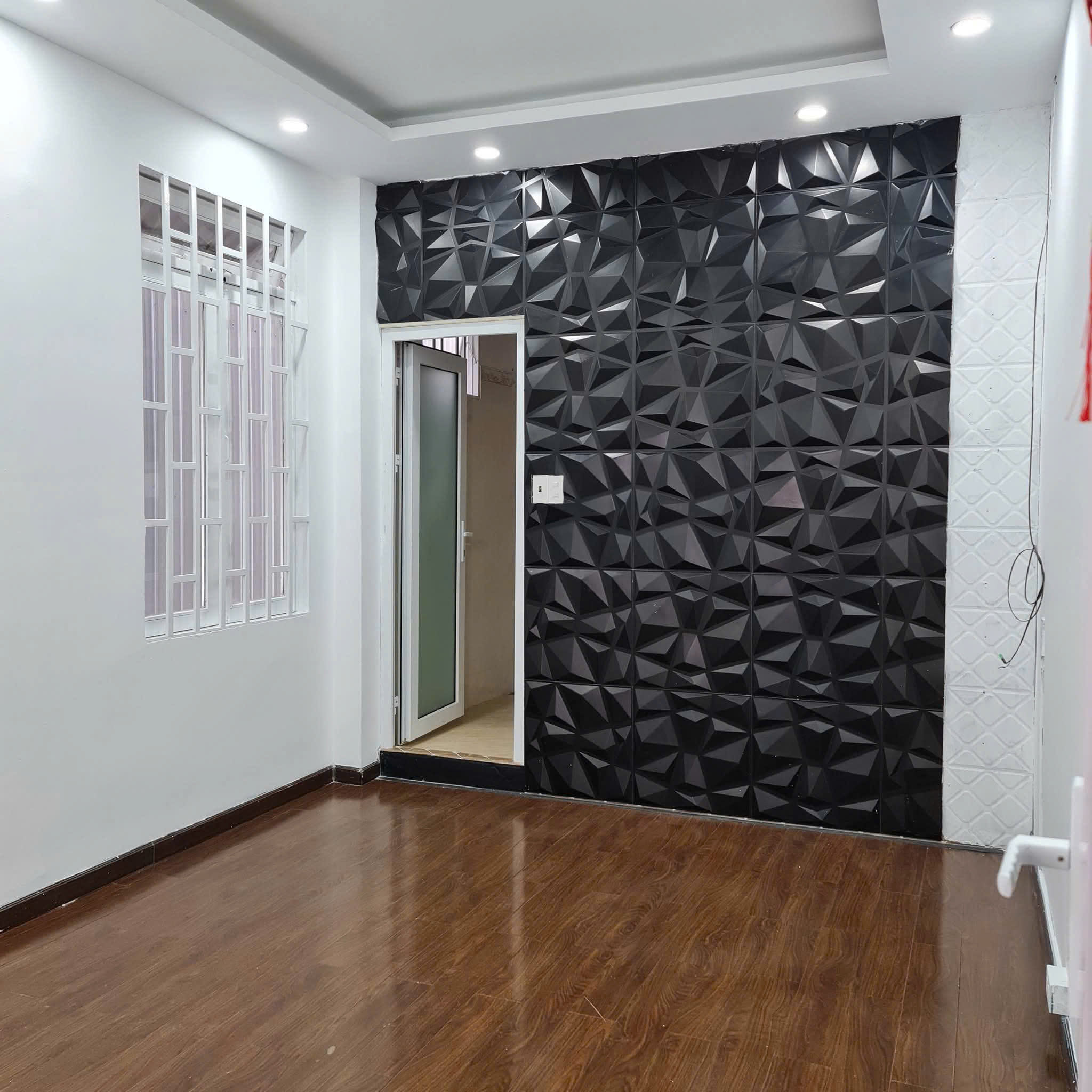 CẦN BÁN NHÀ ĐẸP CÁCH CHỢ NGÔ QUYỀN 100m TRUNG TÂM TP. ĐÀ LẠT – VỊ TRÍ ĐẸP - Ảnh 4
